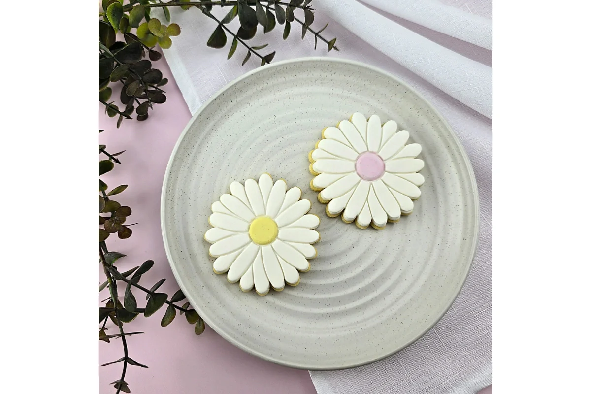 Daisy Embosser and Cutter Set - Custom Cookie Cutters